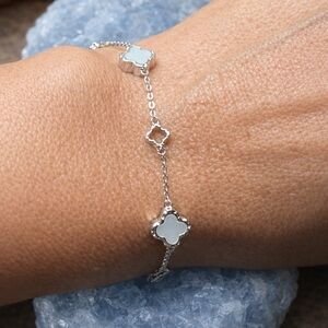 925 Sterling Silver Clover bracelet adjustable 8.5in
